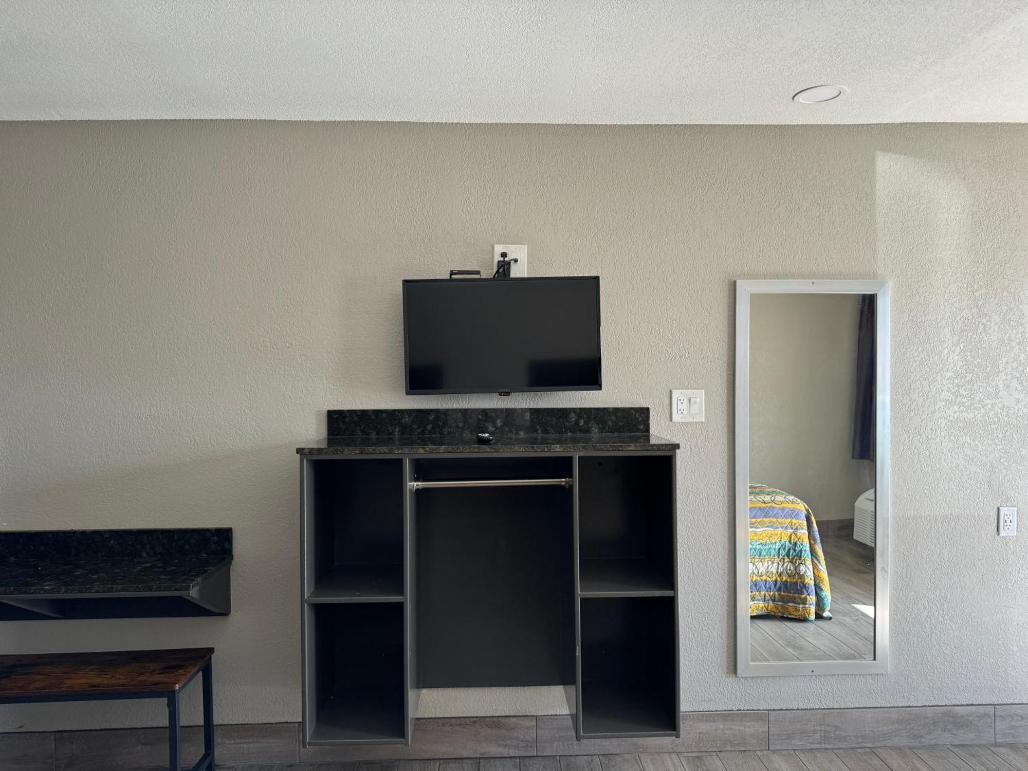 Nola Inn & Suites 新奥尔良 外观 照片