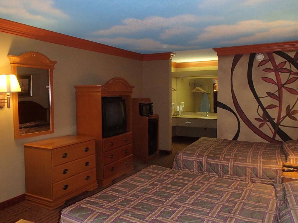 Nola Inn & Suites 新奥尔良 外观 照片