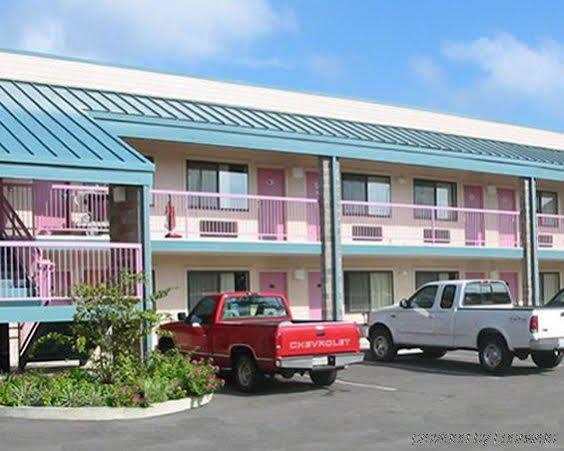 Nola Inn & Suites 新奥尔良 外观 照片